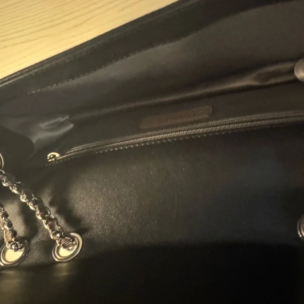 CHANEL Black Leather Shoulder Bag with Yellow and Orange CC Logo - Picture 2 of 10